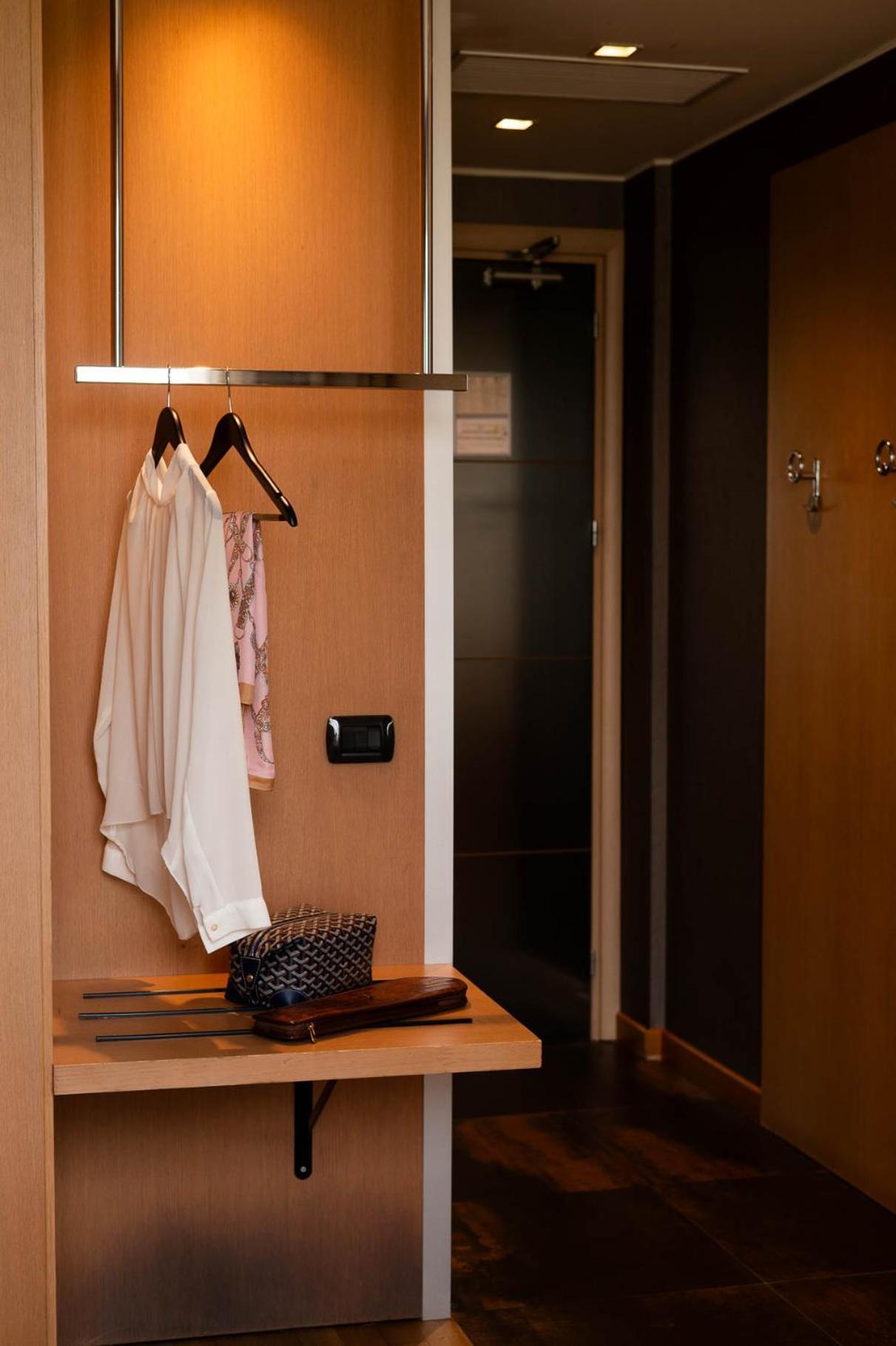 Hotel Axolute Comfort 4*