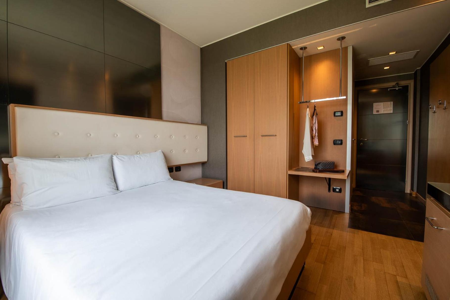 Axolute Comfort Hotel 4*